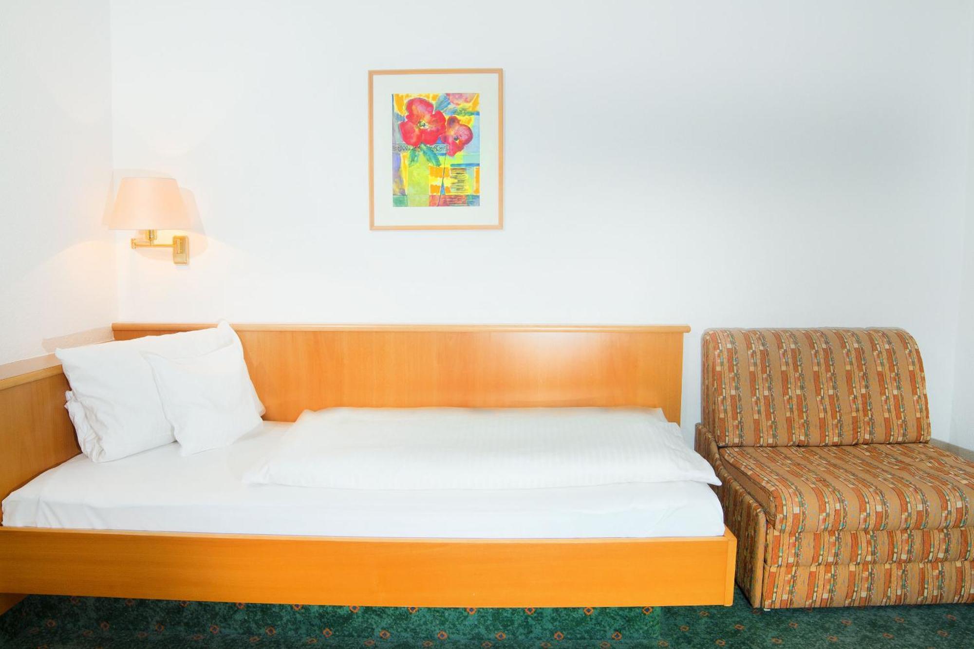 Hotel Zum Hirsch Wertingen Værelse billede