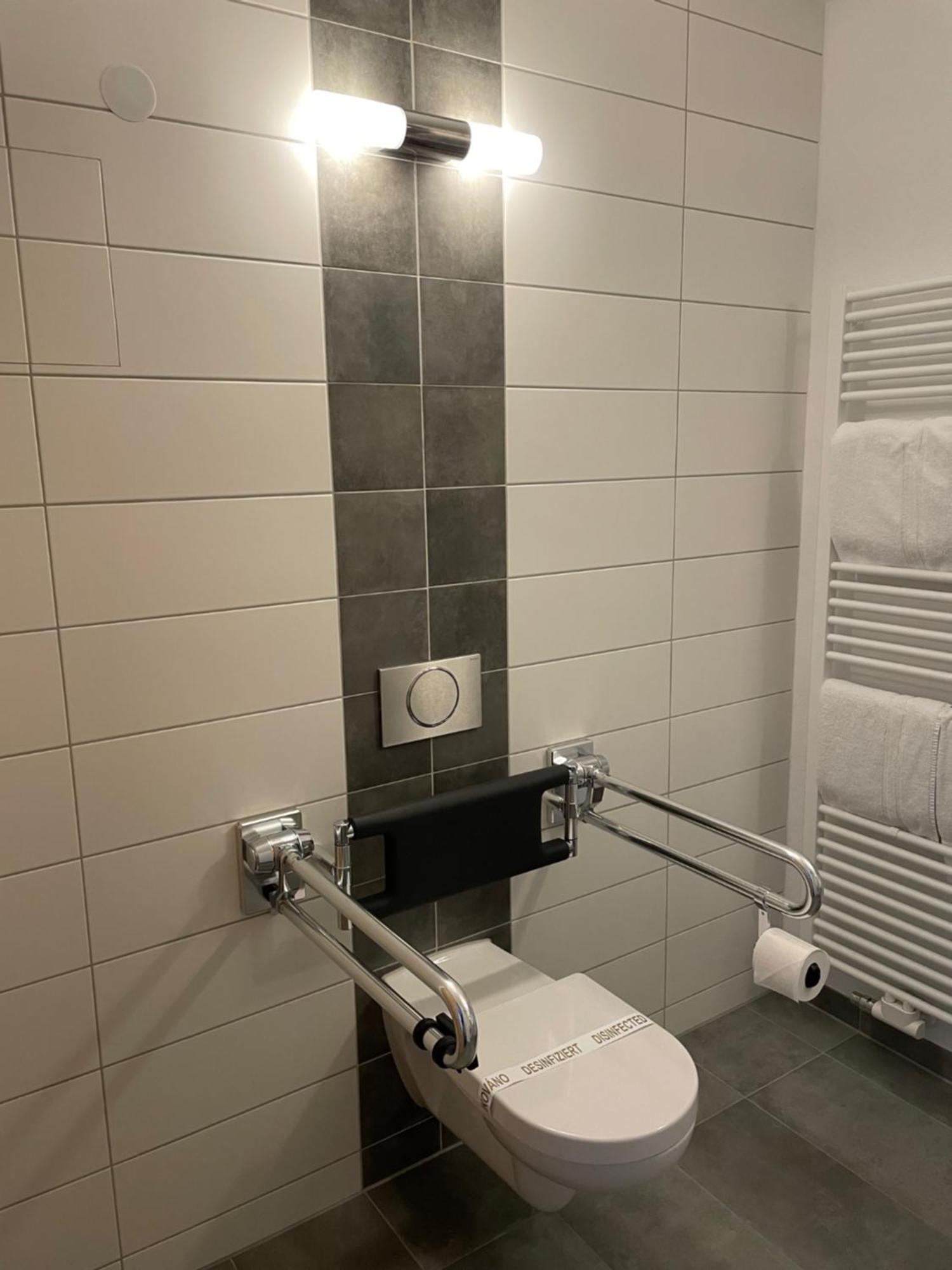 Hotel Zum Hirsch Wertingen Værelse billede
