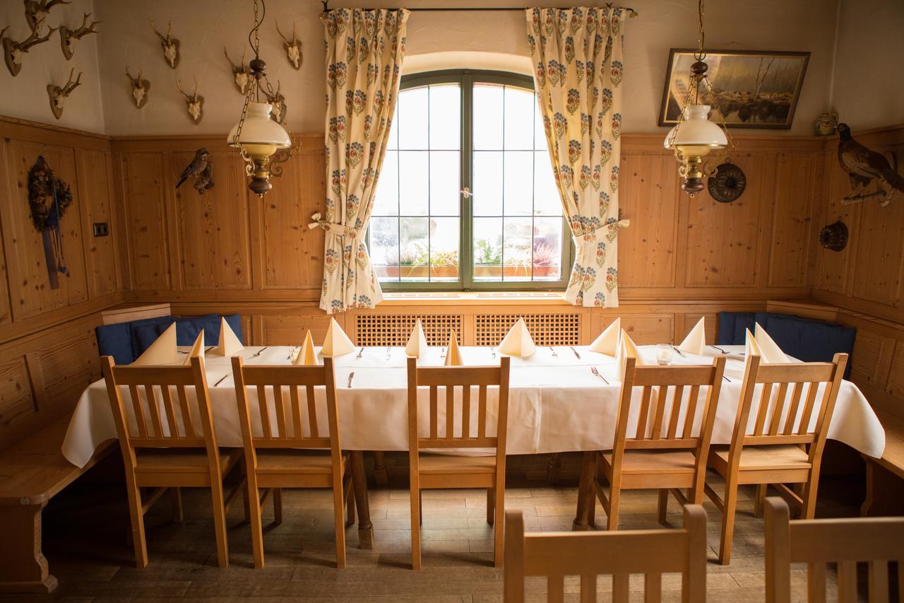 Hotel Zum Hirsch Wertingen Eksteriør billede