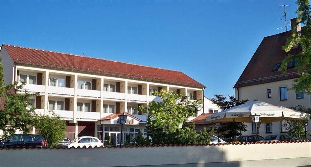 Hotel Zum Hirsch Wertingen Eksteriør billede