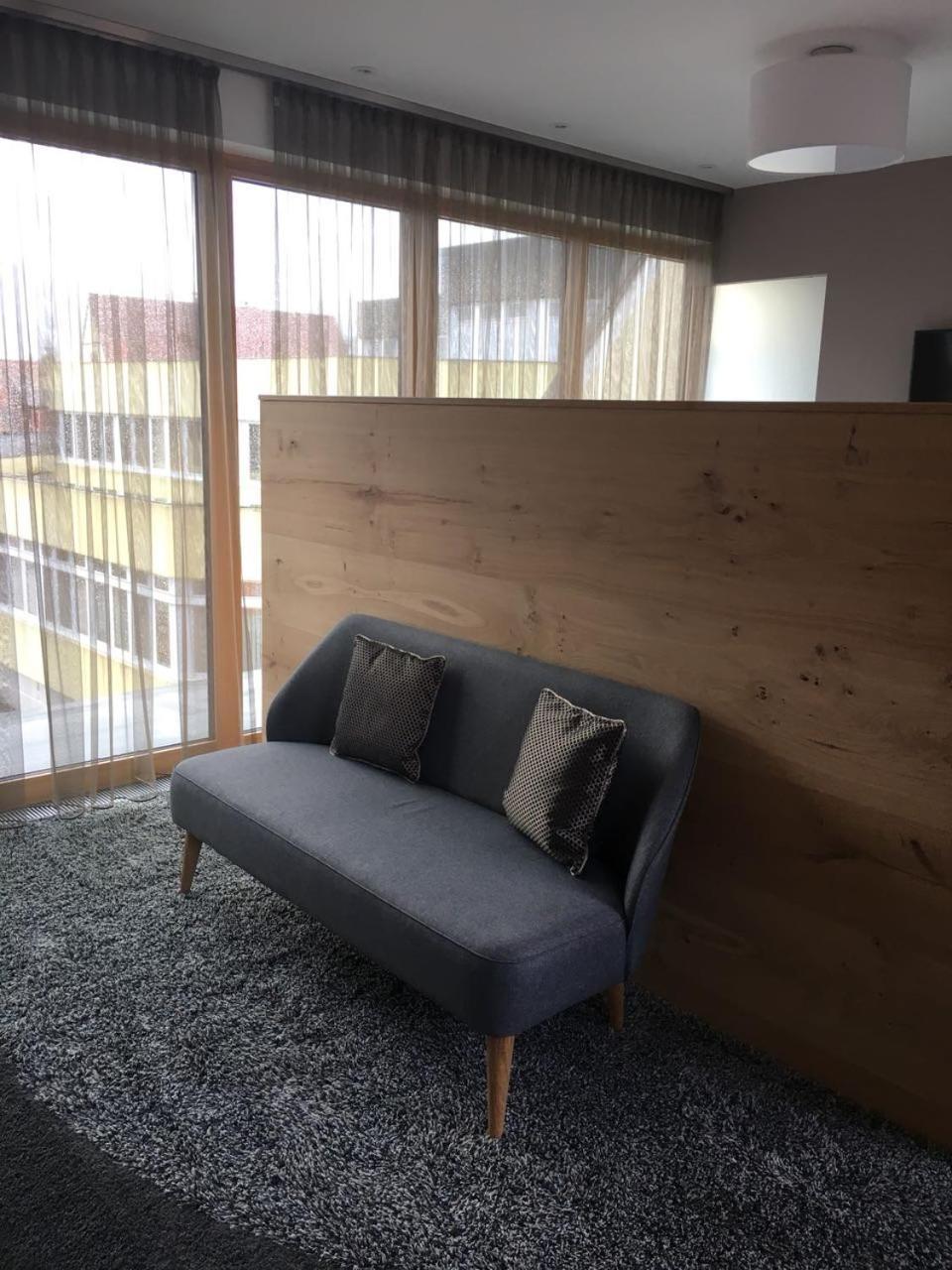 Hotel Zum Hirsch Wertingen Eksteriør billede